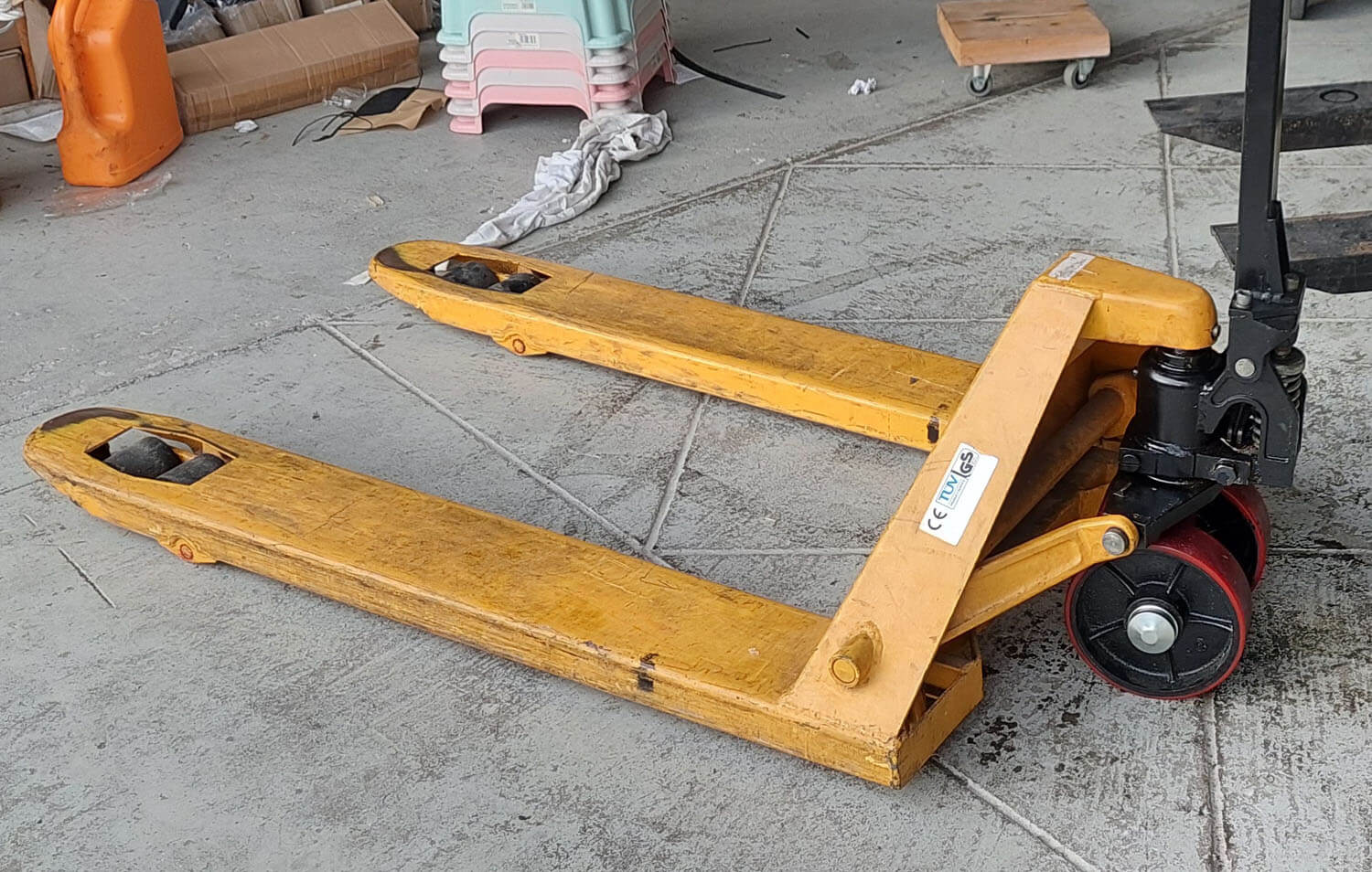 Repairing Pallet Jack