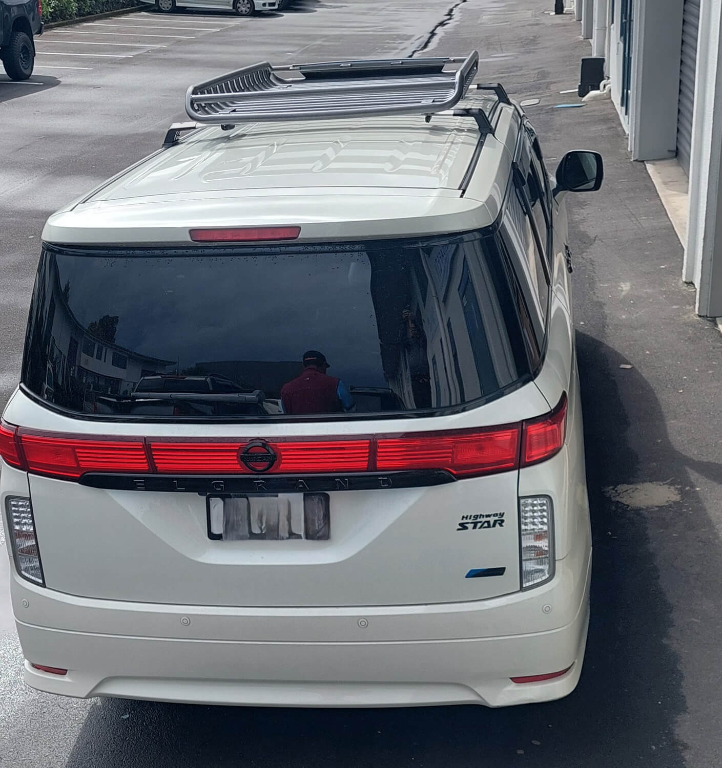 nissan elgrand highway star roof rack