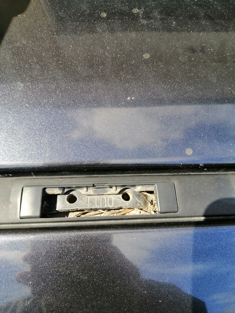 Subaru legacy roof rack