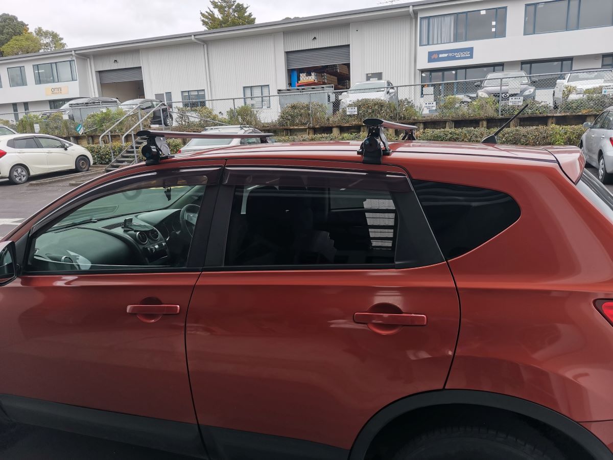 Nissan Dualis Roof Rack